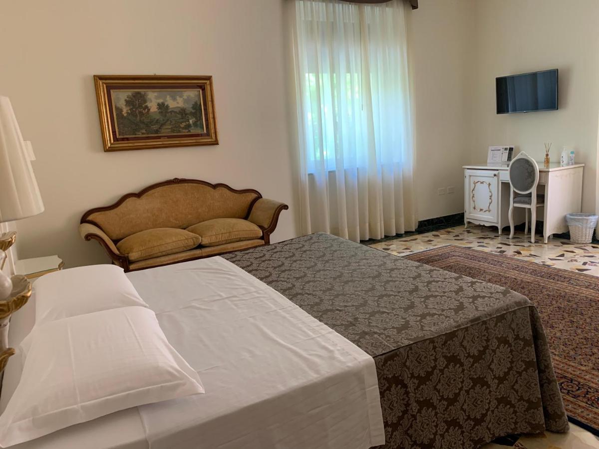 Notti Sull'Adige Hotell Verona Eksteriør bilde