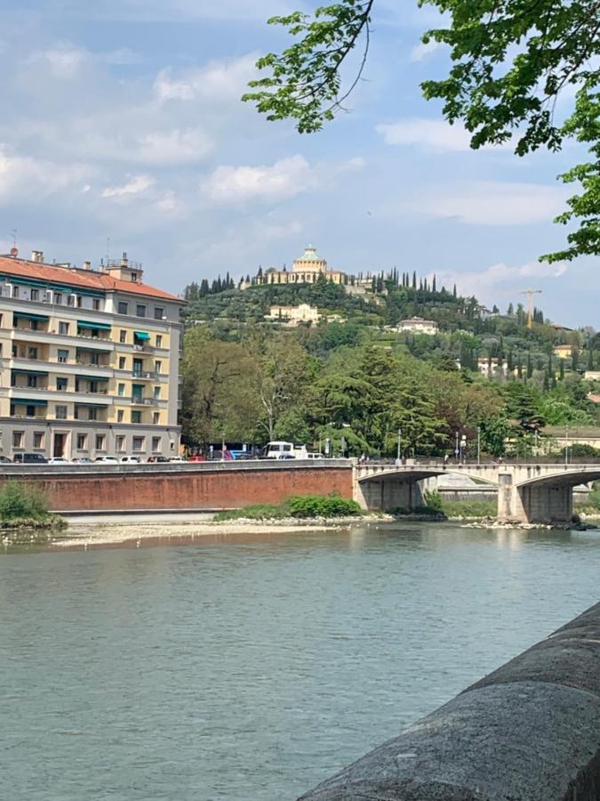 Notti Sull'Adige Hotell Verona Eksteriør bilde